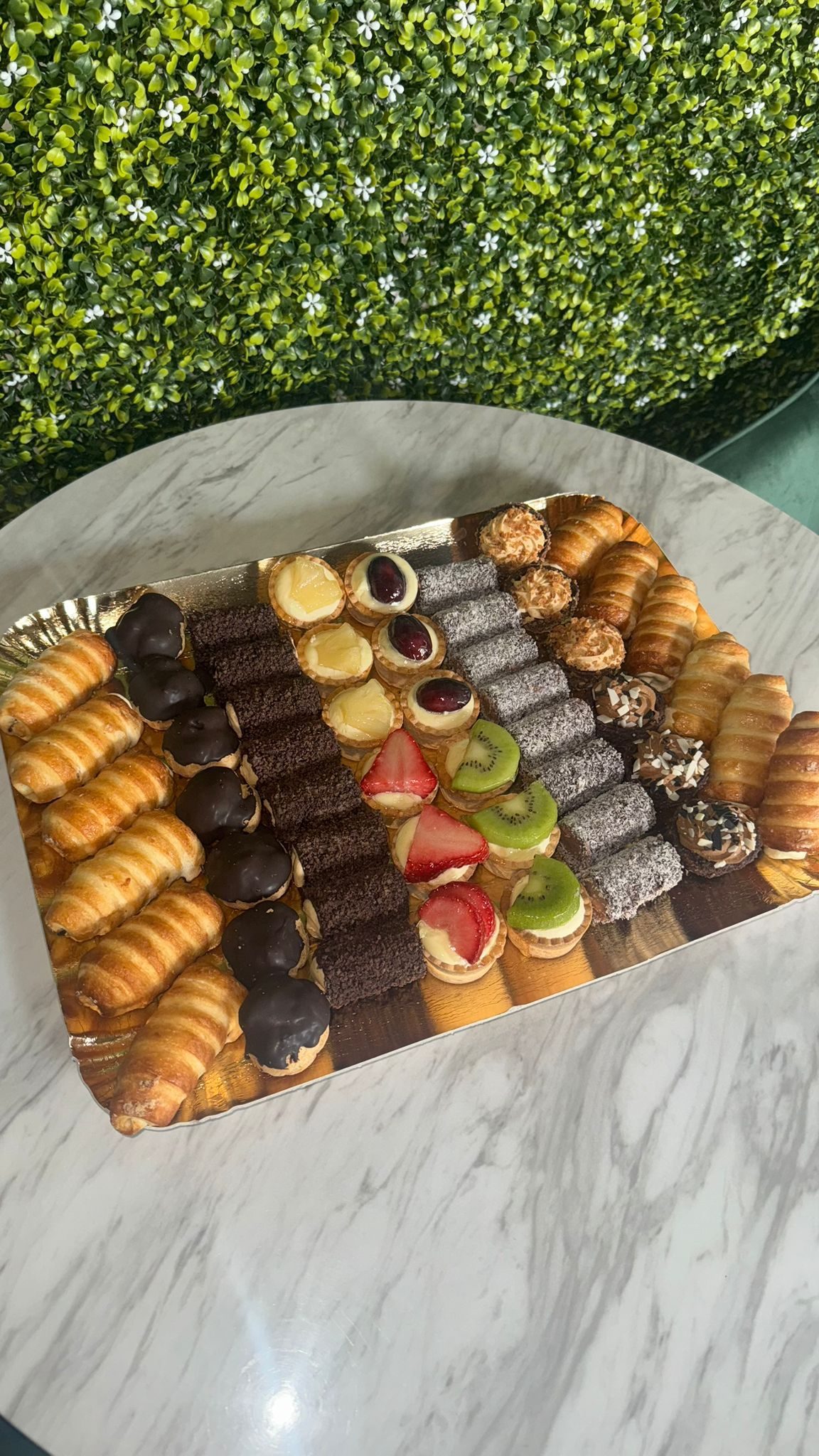 Bignè und Pasticcini Mignon